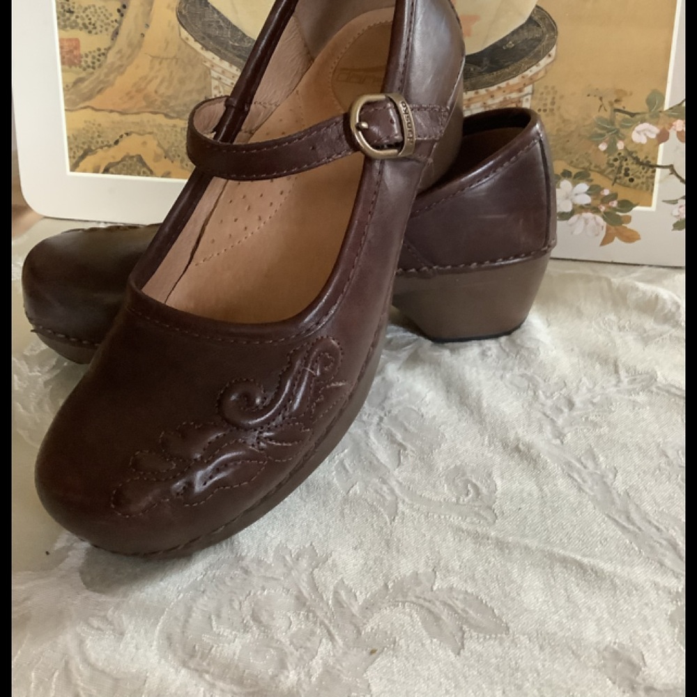 Dansko Savanna Clogs Heels Brown Leather Mary Jane Size 37